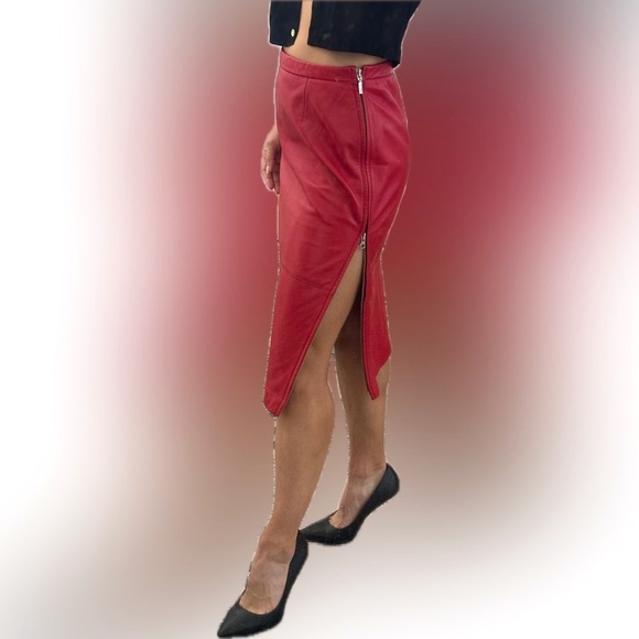 Red Leather Pencil Skirt w/Adjustable Zipper Slit - Size 4 - Picture 4 of 11